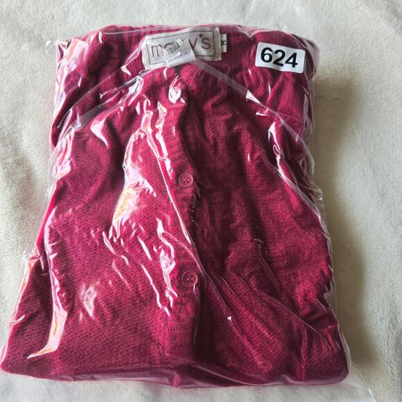 Macy’s Henley Sweater Red Sz M Silk Rabbit Hair Soft Cozy Y2K coquette soft girl - Picture 9 of 9